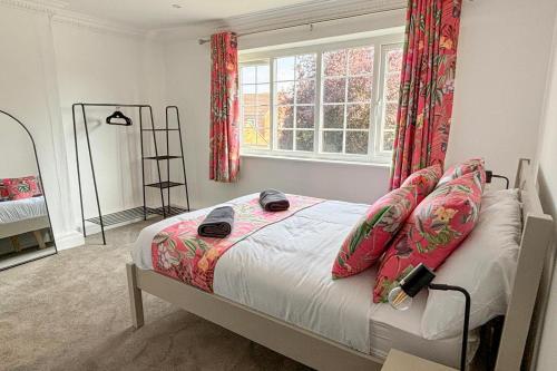 The Jefferson Arms Apartment