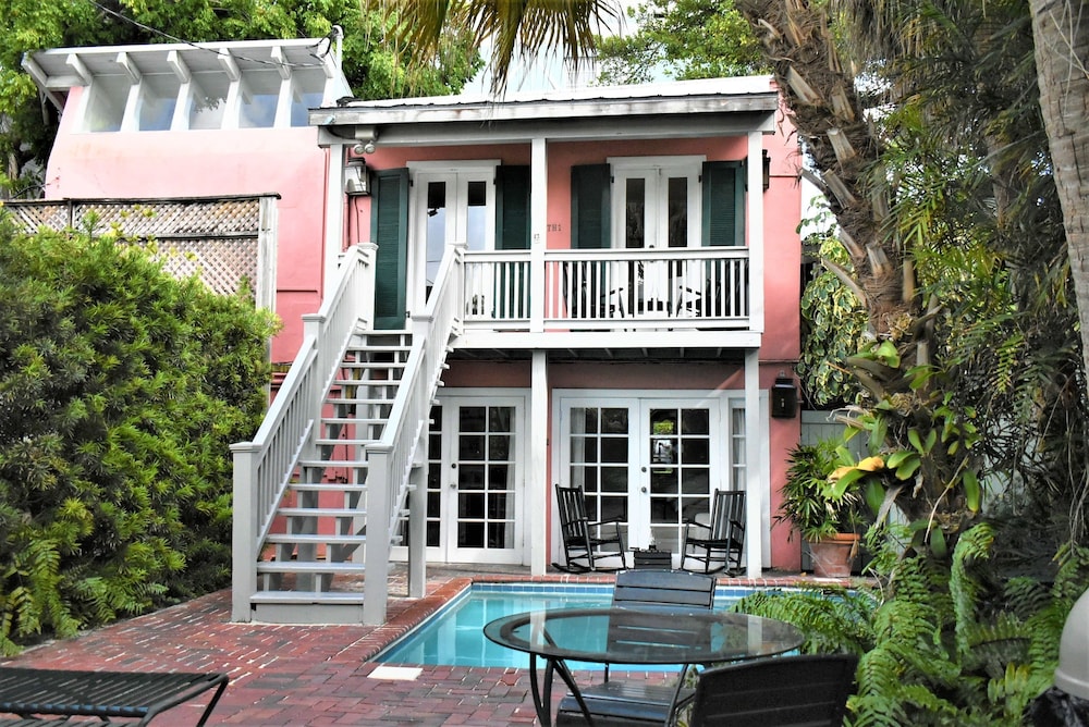 Simonton Court Historic Inn & Cottages - photo 186