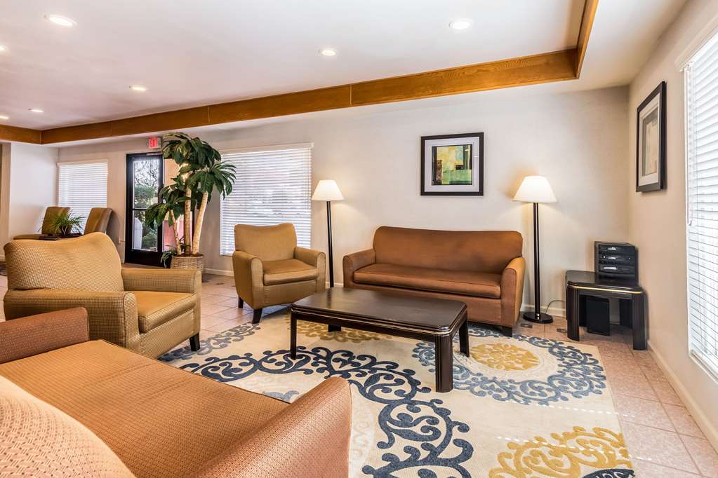 Quality Inn Fresno Near University - photo 5