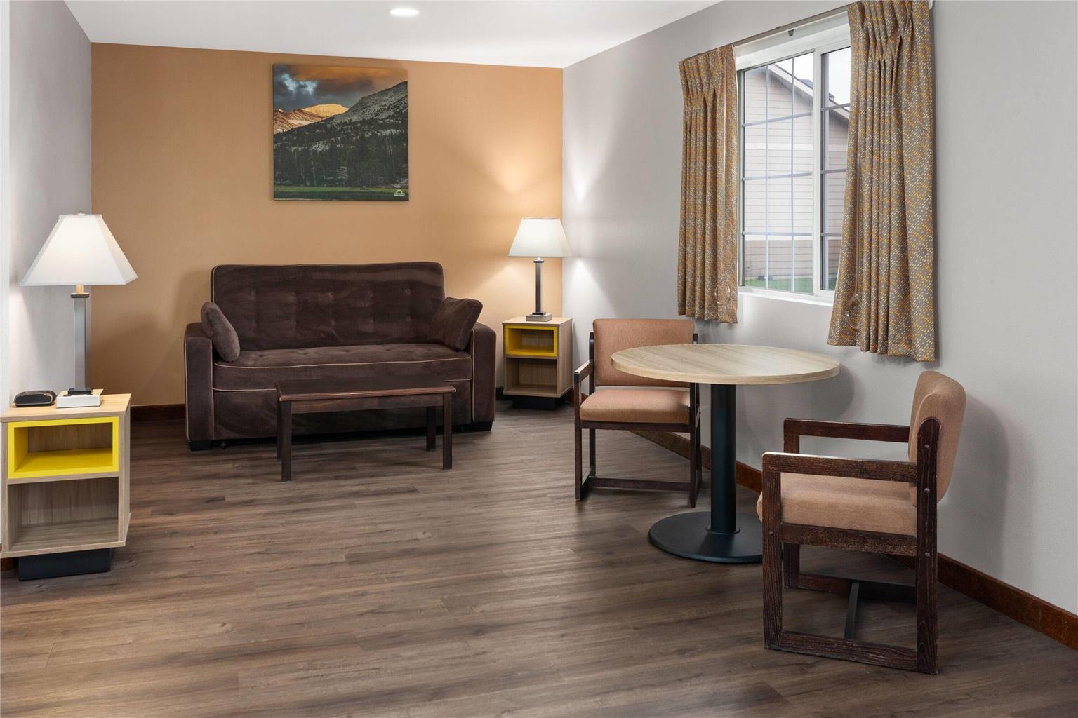 Days Inn & Suites by Wyndham Spokane Airport Airway Heights - photo 22