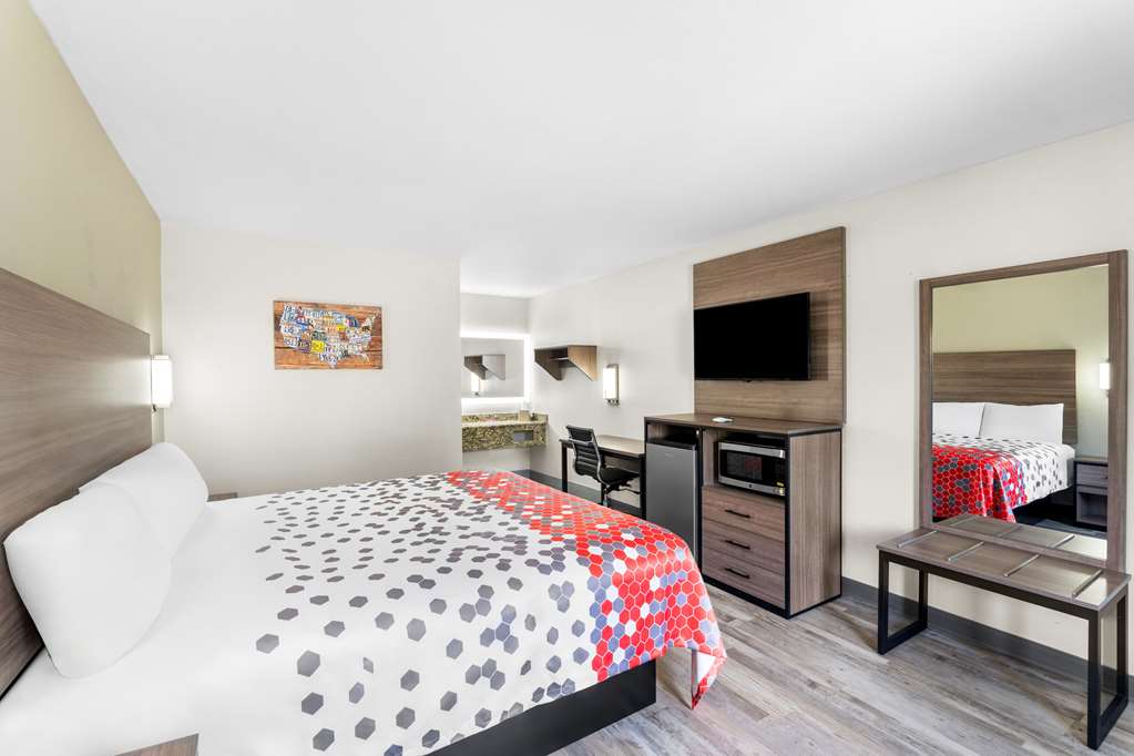 Magnuson Hotel Ocean Springs - photo 21