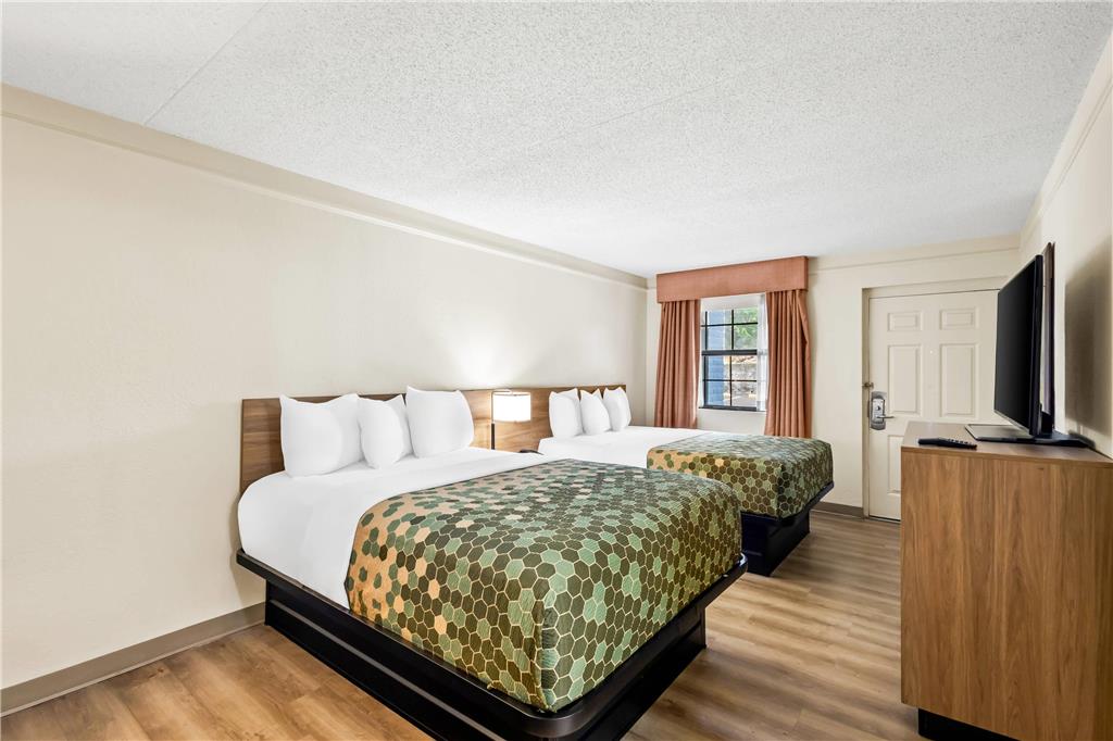 Econo Lodge Augusta North Washington Road - photo 43