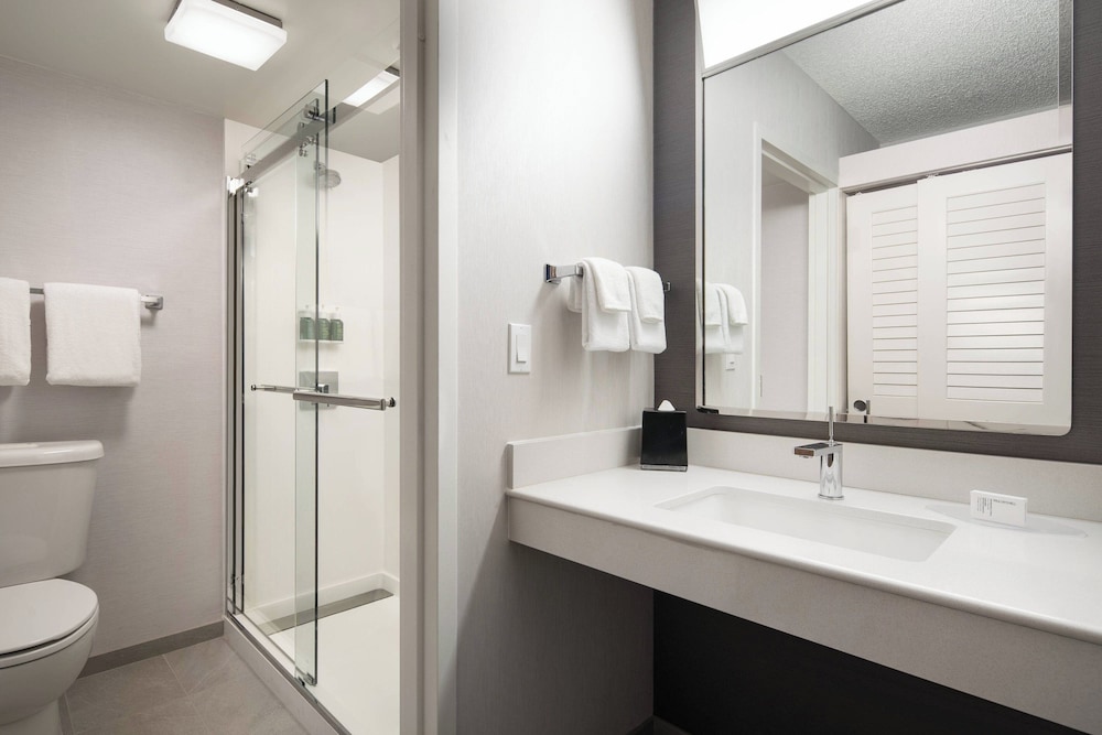 Courtyard By Marriott Palm Springs - photo 18