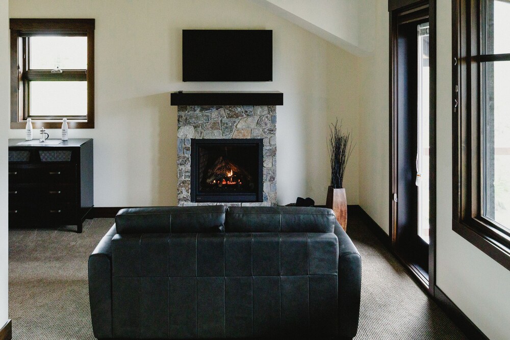 Brooks Creek Ranch — Fernie — photo 5