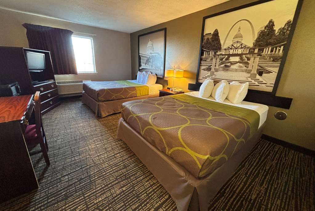 Super 8 by Wyndham Jerseyville - photo 20