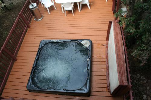 Northwoods Resort Cabins - photo 21