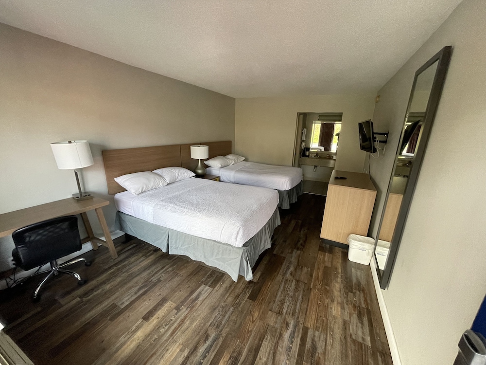 Rodeway Inn Owensboro South - photo 8