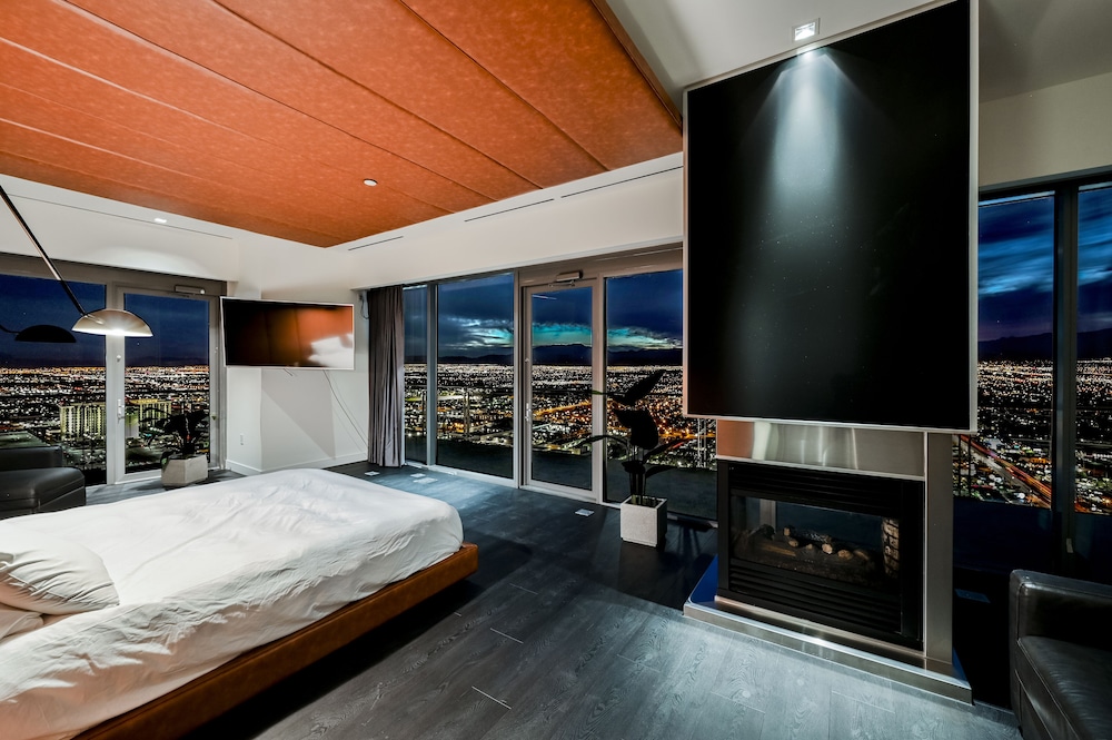 StripViewSuites at Palms Place Penthouses - photo 9