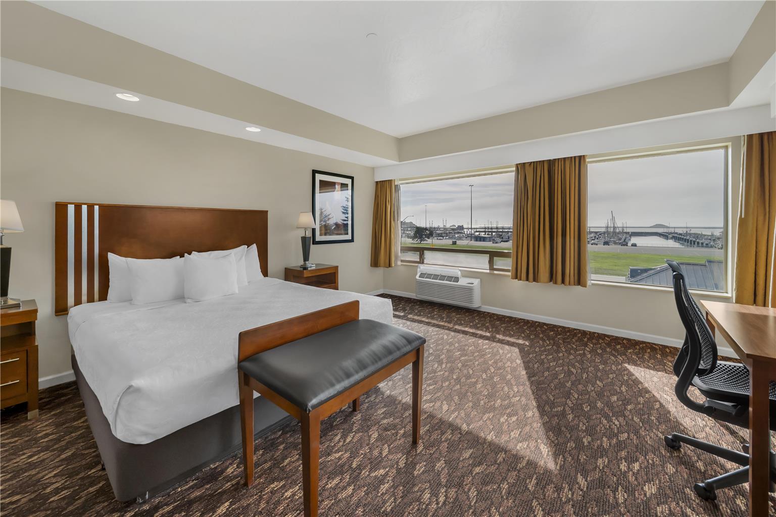 Best Western Plus Northwoods Inn - photo 22