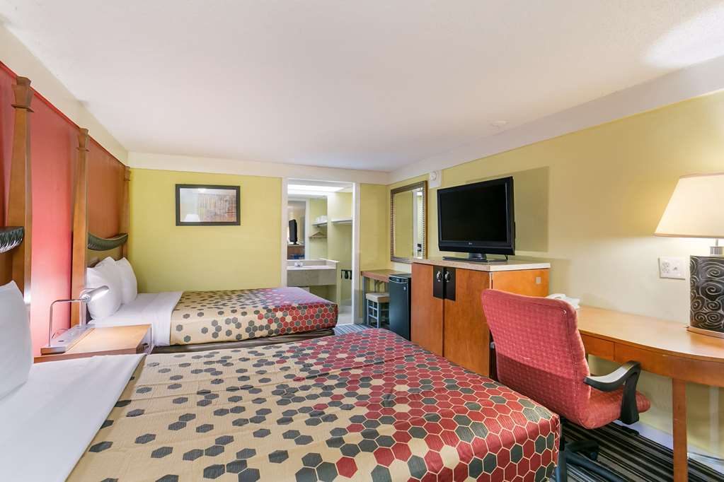 Econo Lodge Frederick I 70 - photo 9