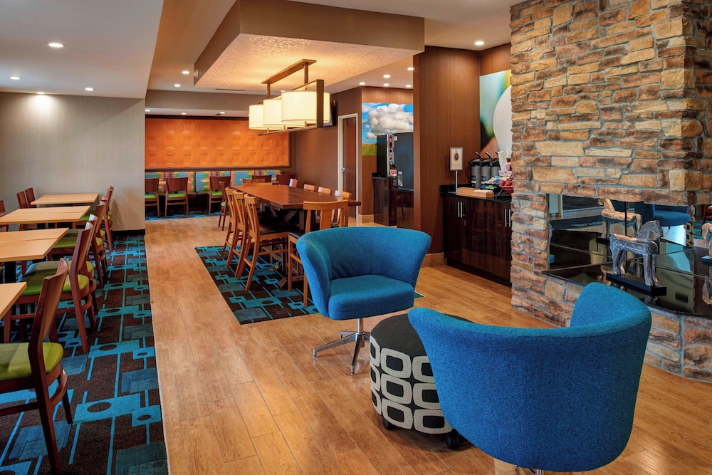 Fairfield Inn by Marriott Richmond - photo 2