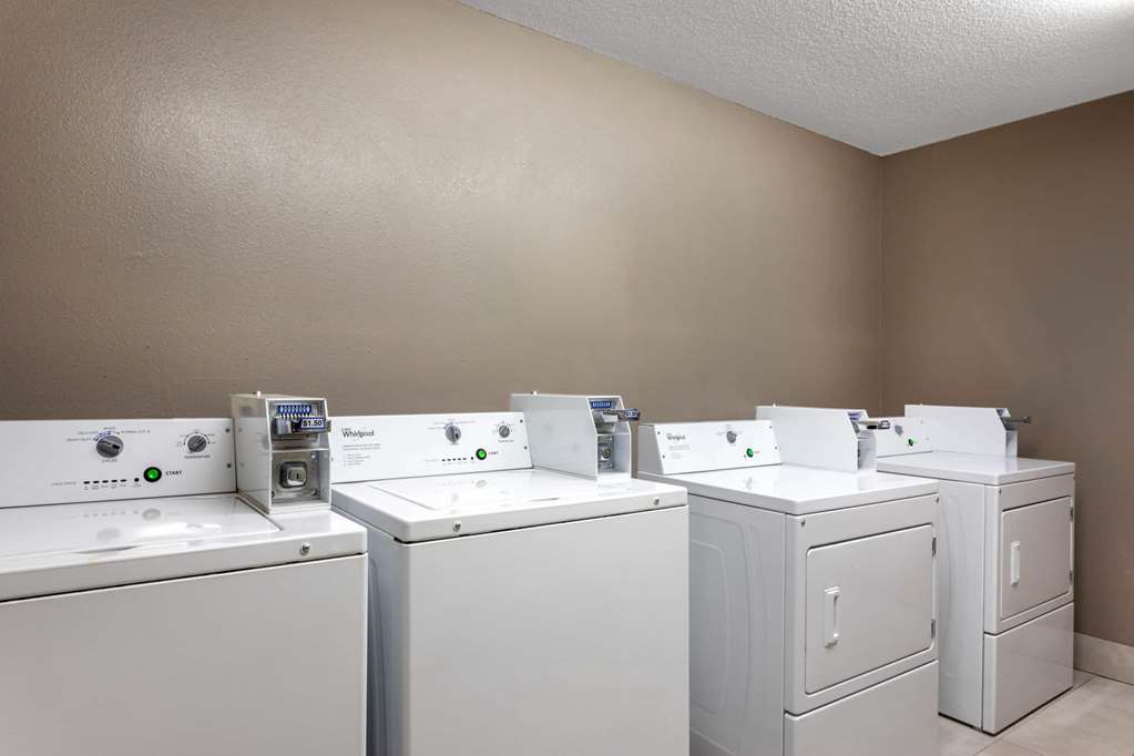 La Quinta Inn & Suites by Wyndham Hopkinsville - photo 43