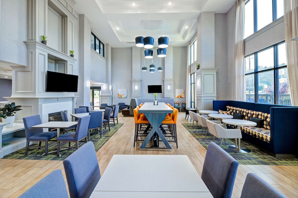 Hampton Inn & Suites Nacogdoches - photo 45