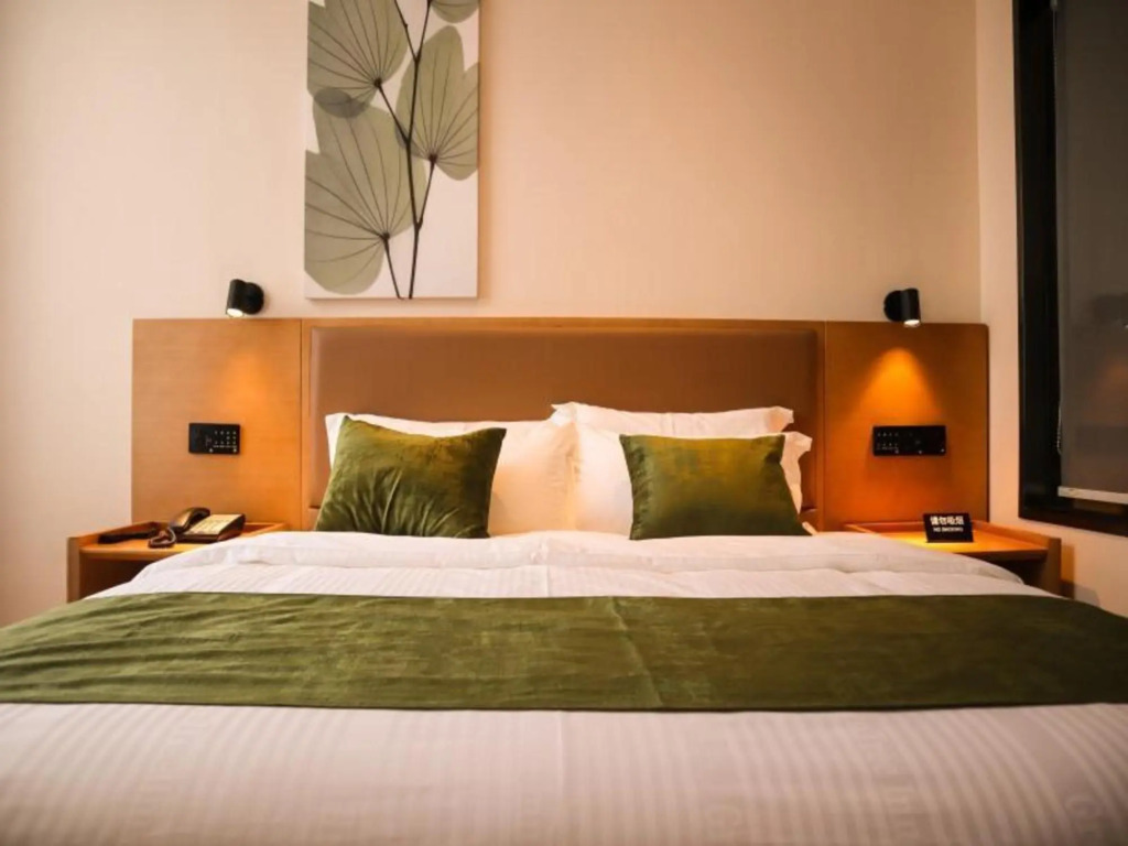 GreenTree Inn Express Shanxi Jincheng Exit of Zezhou Nan Road Highway in Jincheng, People's Republic of China