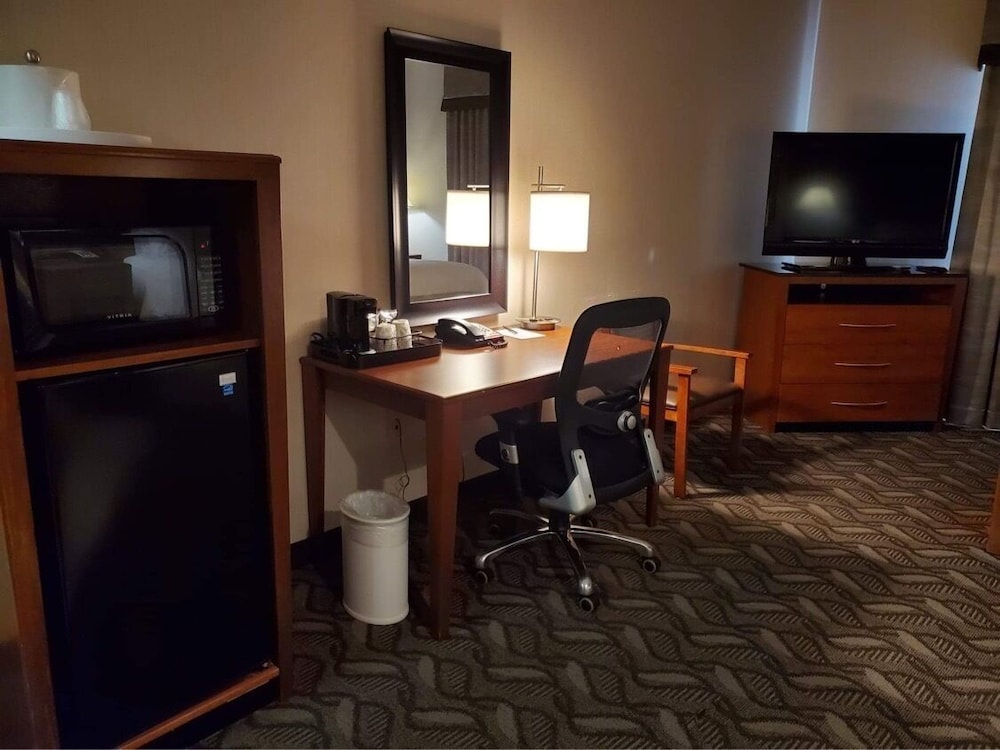 Hampton Inn & Suites Craig - photo 9
