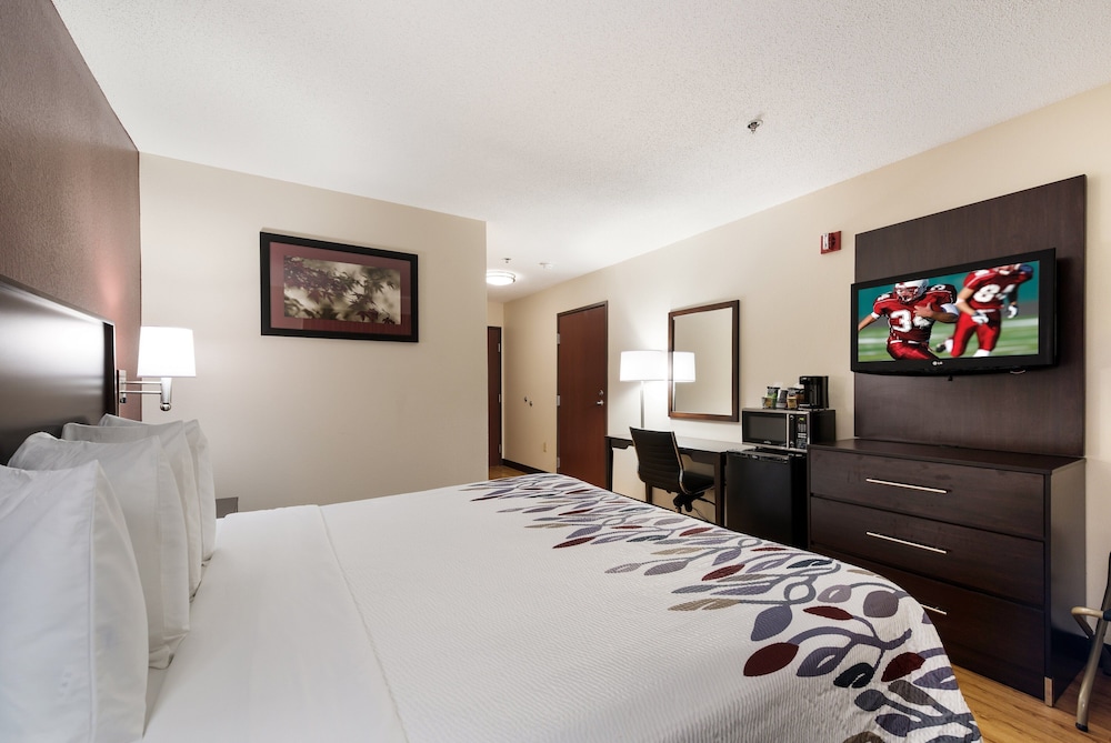 Red Roof Inn Auburn - photo 5