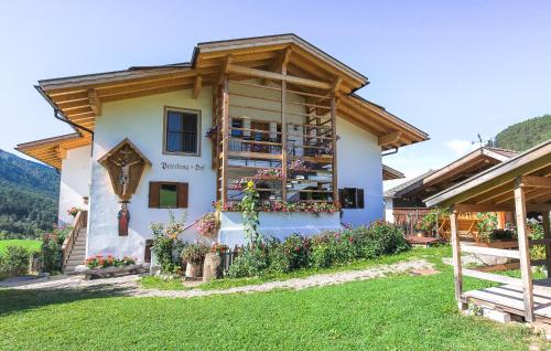 Peterlungerhof - carbon neutral hotel in Siusi