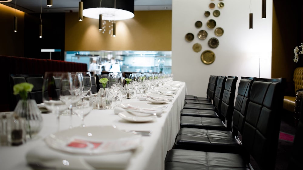 מזון ומשקאות