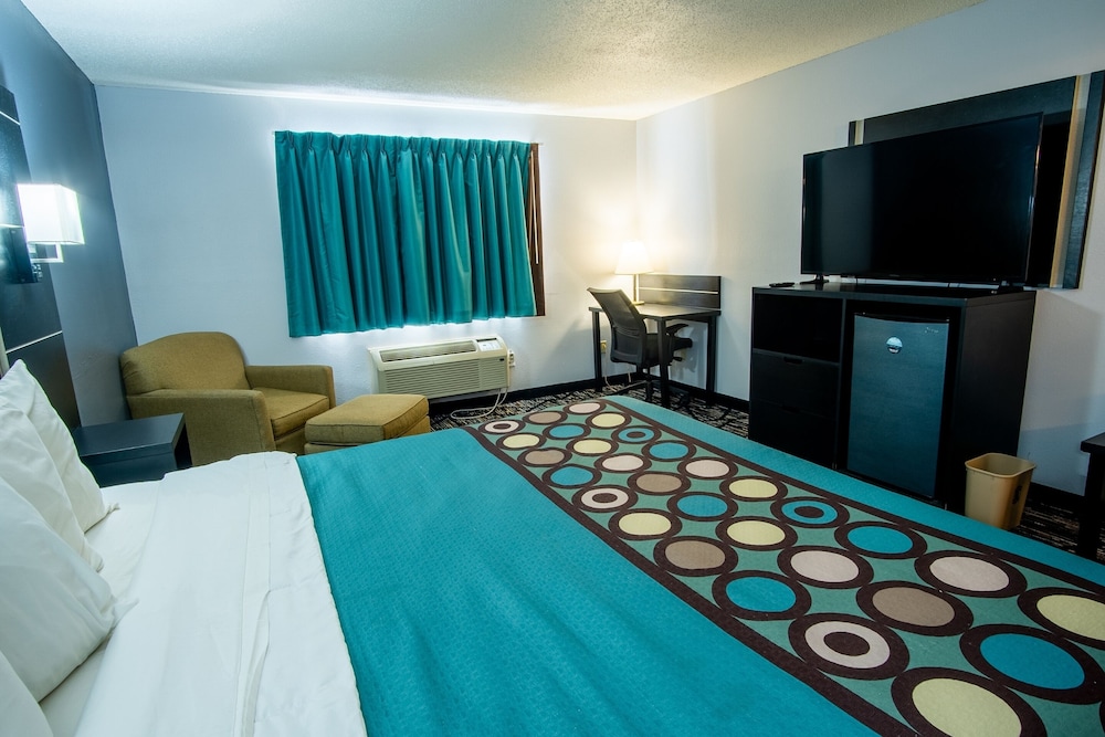 Coratel Inn and Suites by Jasper New Richmond - photo 12