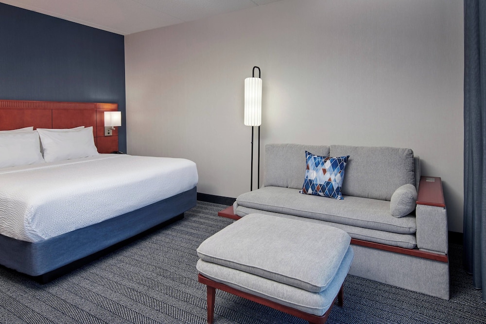 Courtyard by Marriott Chicago Lincolnshire - photo 11