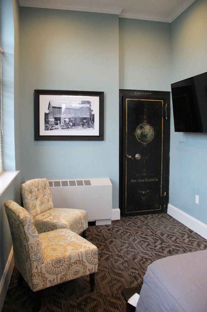 City Hall Grand Hotel - photo 10