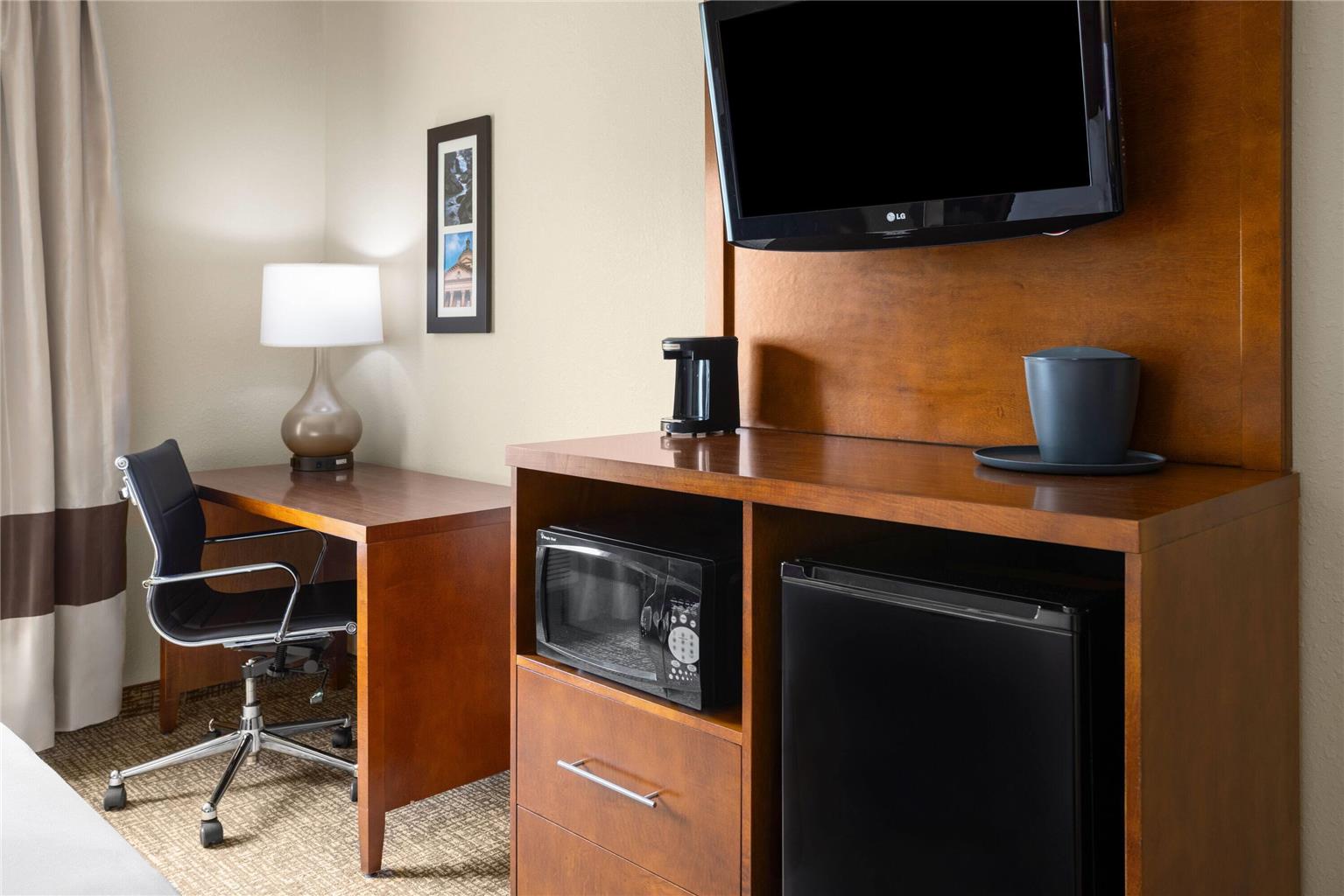 Wingate by Wyndham Pittsburgh New Stanton - photo 26