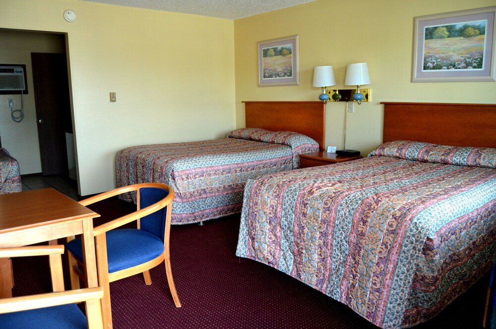 Midway Motel - photo 11