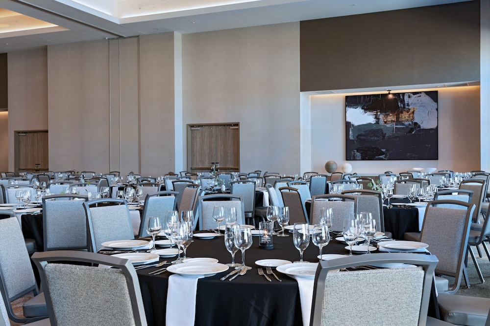 AC Hotel Waco Downtown - photo 25