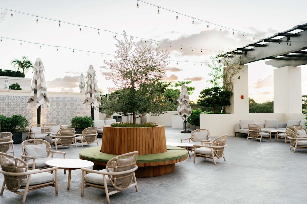 THesis Hotel Miami Coral Gables Curio Collection by Hilton - photo 44