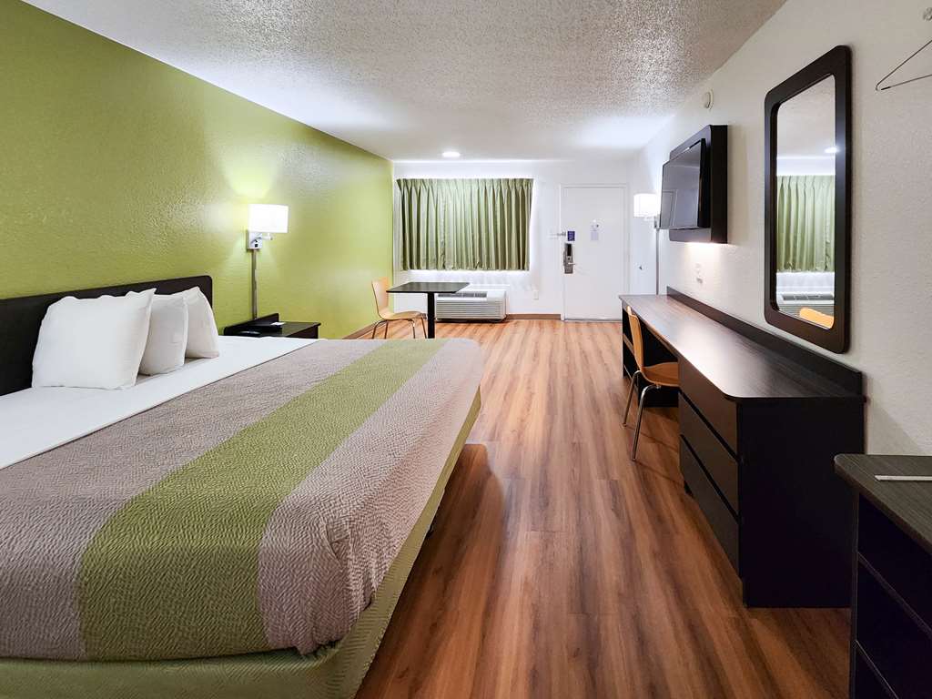 Motel 6 Baytown TX Baytown East - photo 19