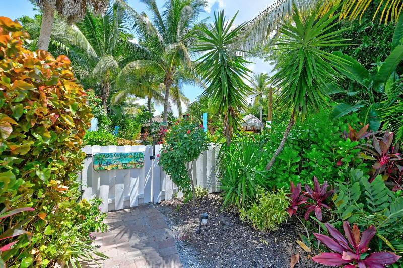 Siesta Key Palms Resort - photo 144