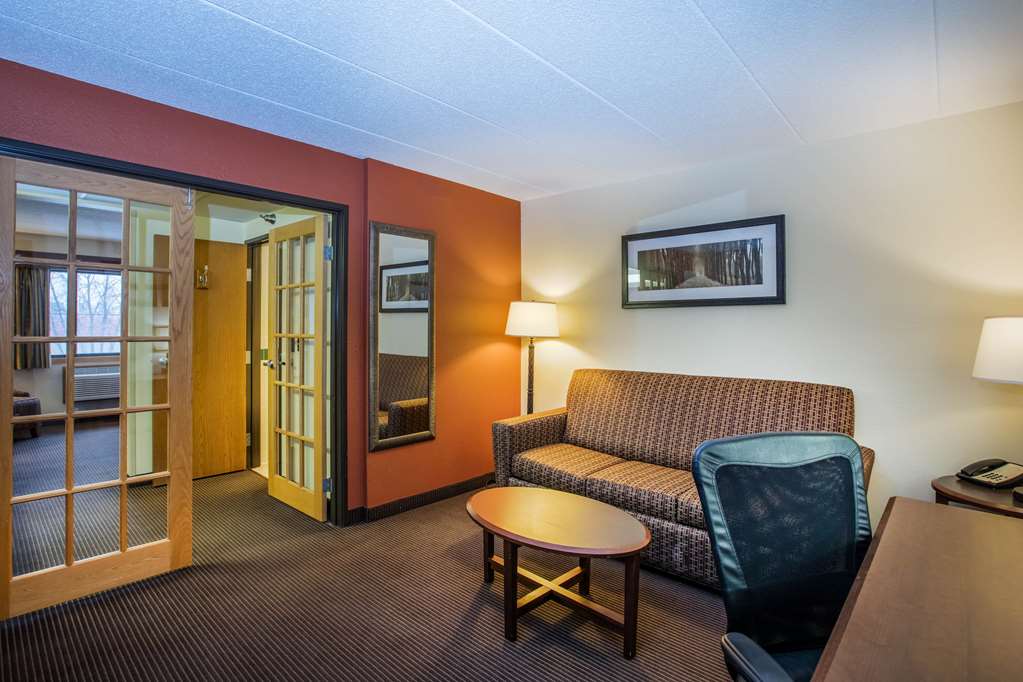 AmericInn by Wyndham Grand Forks - photo 21