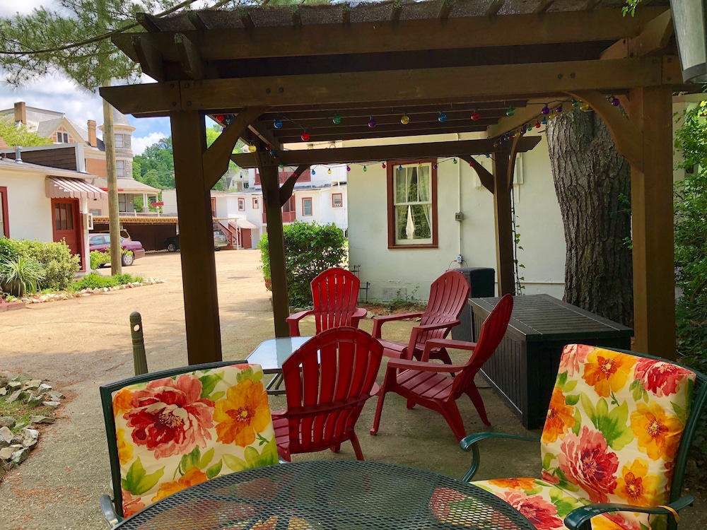 Gold Inn Hot Springs - photo 25
