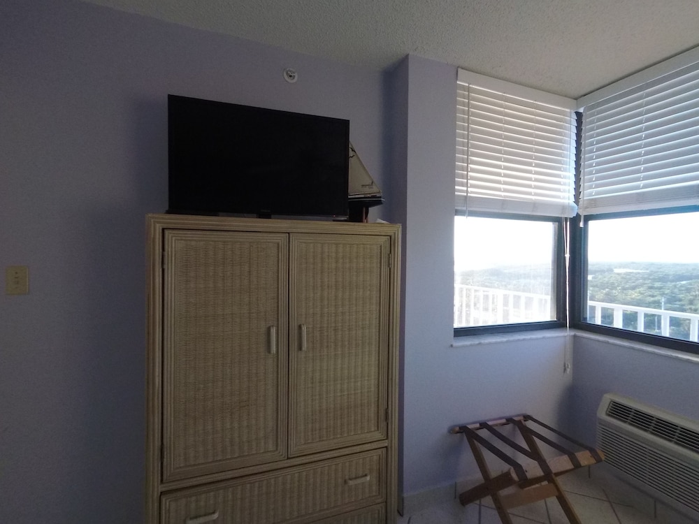 Lovers Key Beach Club by Lovers Key Vacations - photo 17