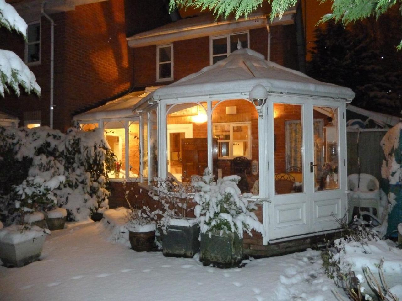 Spacious - carbon neutral hotel in Rickmansworth
