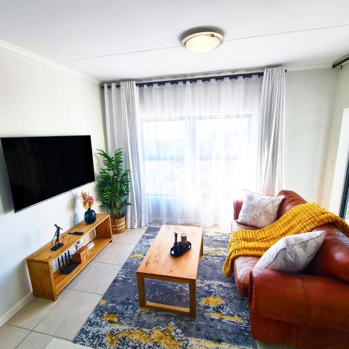 1a Magical Oasis in Parklands