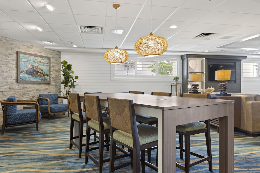 Nautilus Inn - photo 10