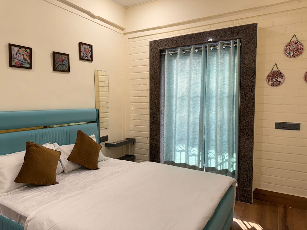 Hotel Sacred Roots - last minute hotel in Rishikesh