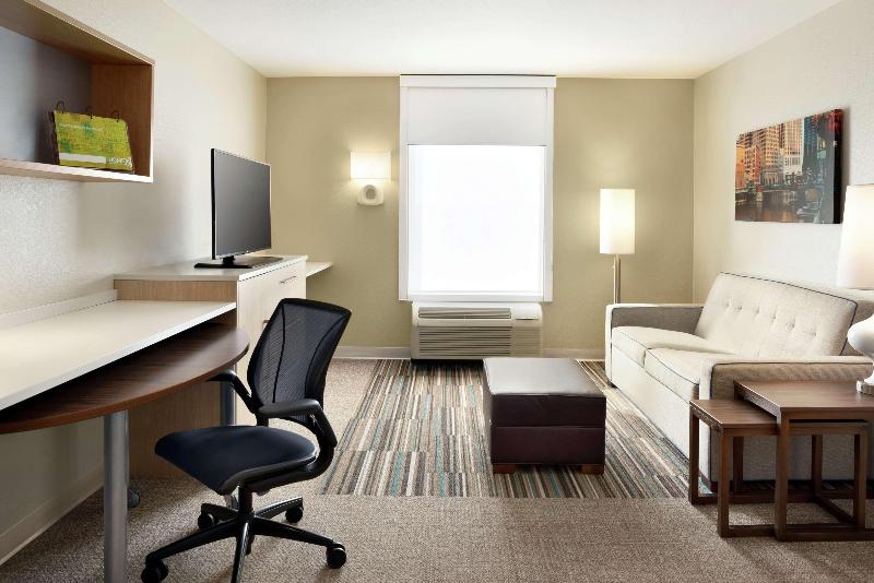 Home2 Suites by Hilton Milwaukee Brookfield - photo 39