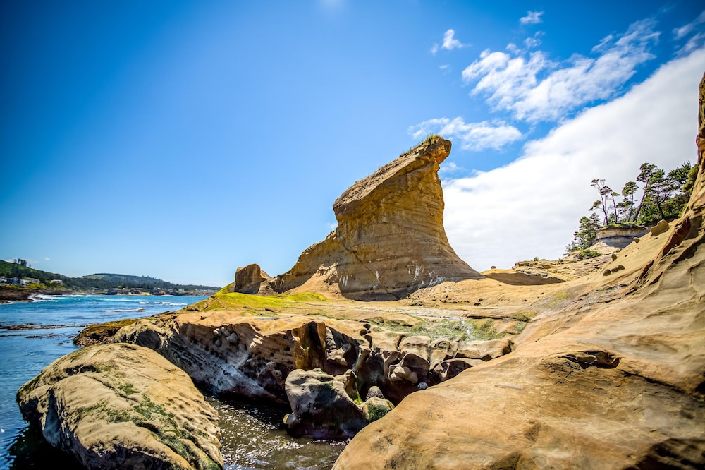 Searidge D2 in Depoe Bay, United States