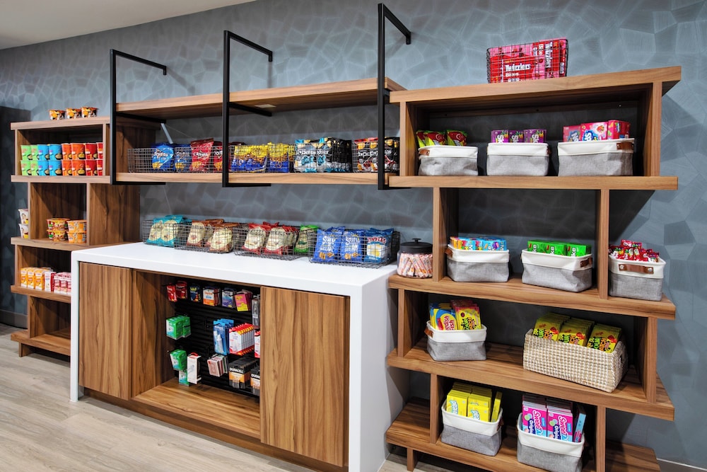 Holiday Inn Express Flagstaff by IHG - photo 19