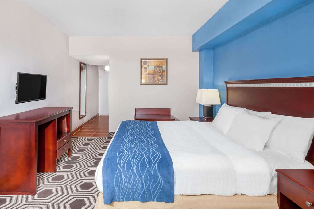 Baymont by Wyndham Delavan Near Lake Geneva - photo 8