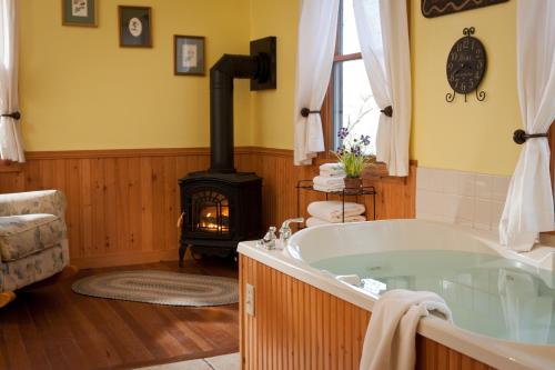 Inn & Spa at Cedar Falls - photo 5