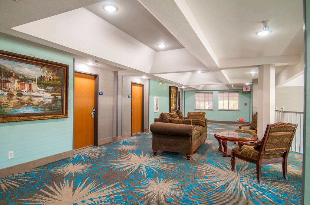 Days Inn by Wyndham Suites San Antonio North Stone Oak - photo 13