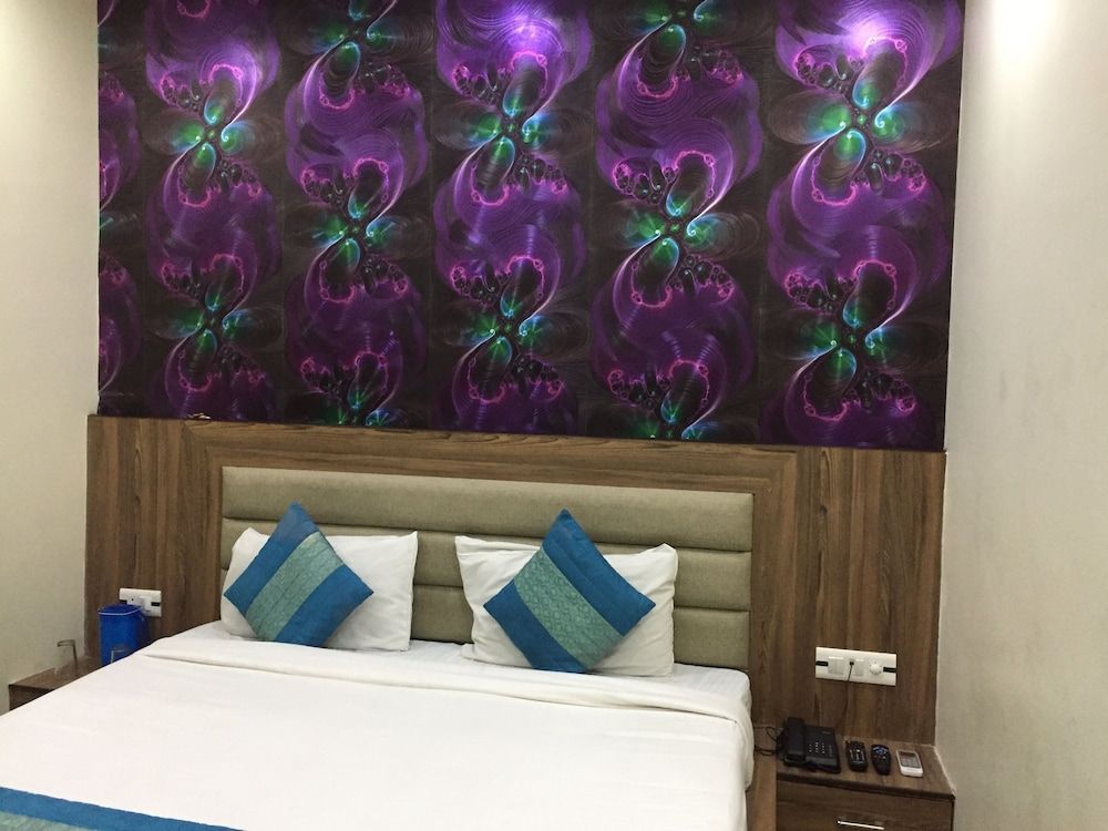 Hotel The Queen By Vivo Hotels — hotel in Amritsar