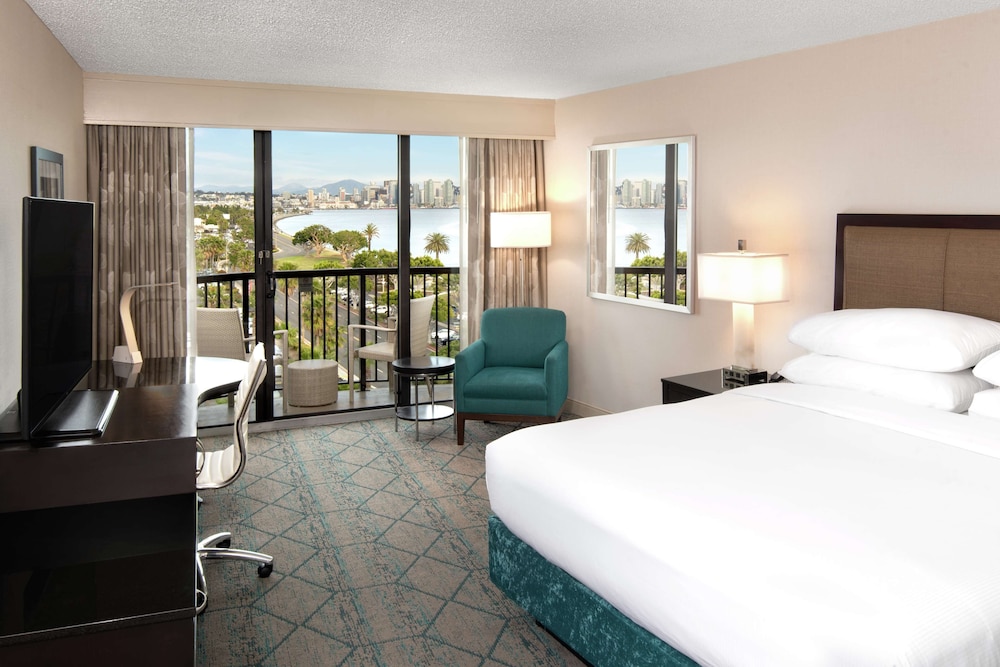 Hilton San Diego Airport Harbor Island - photo 15