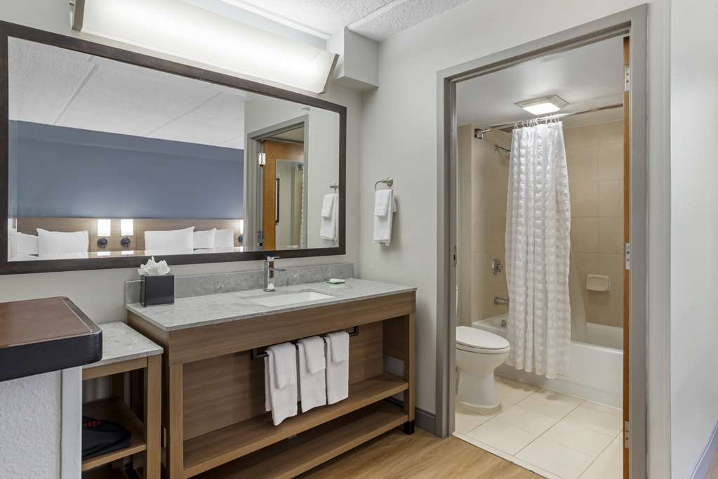 Hyatt Place Houston North - photo 40