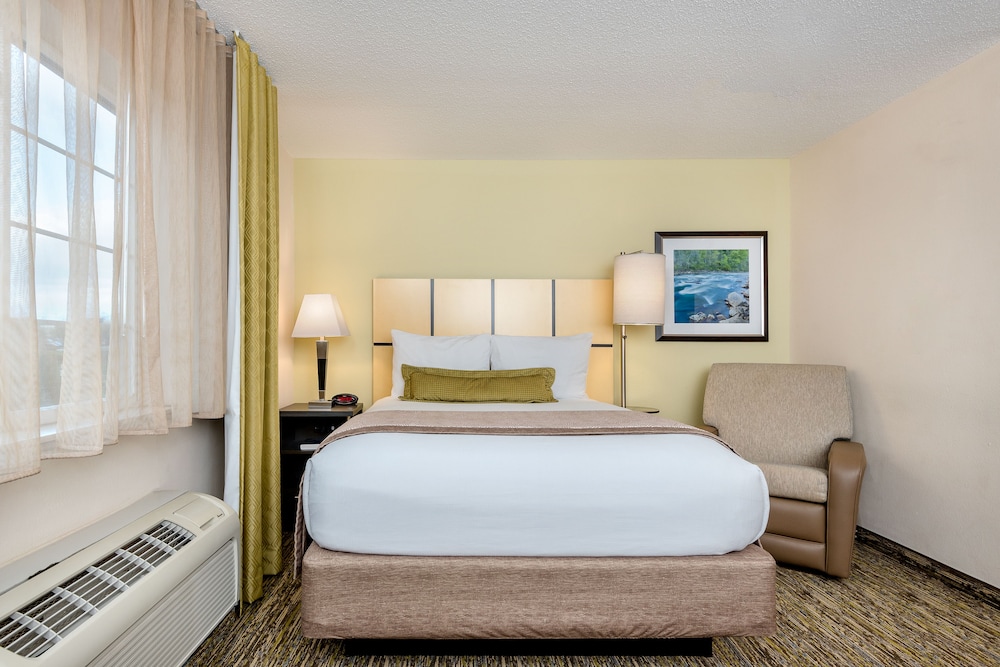 Candlewood Suites Washington Dulles Sterling by IHG - photo 16