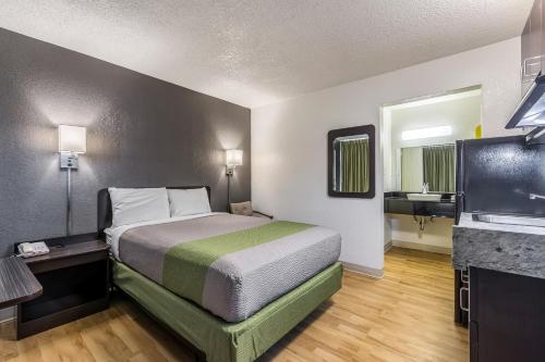 Concorde Inn Suites Pekin - photo 47