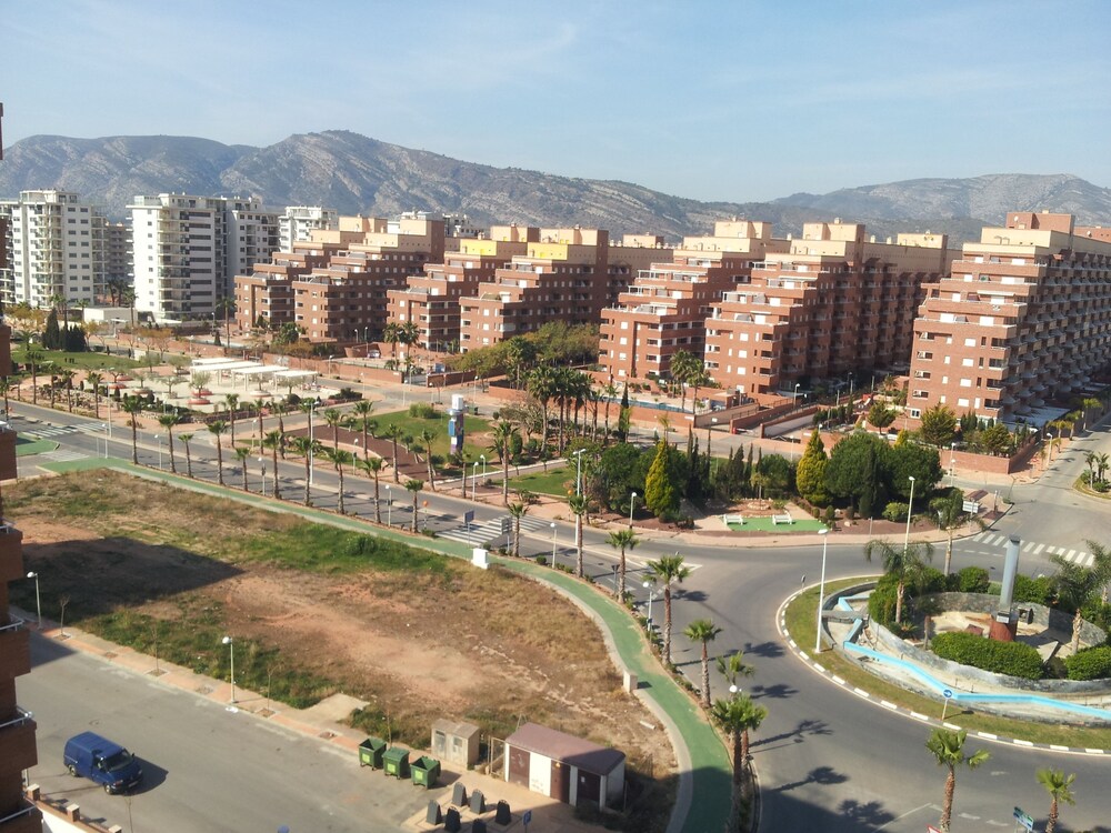 Acv Vistamar Ii 1ª Linea Planta 10 Sur in Oropesa Del Mar, Spain